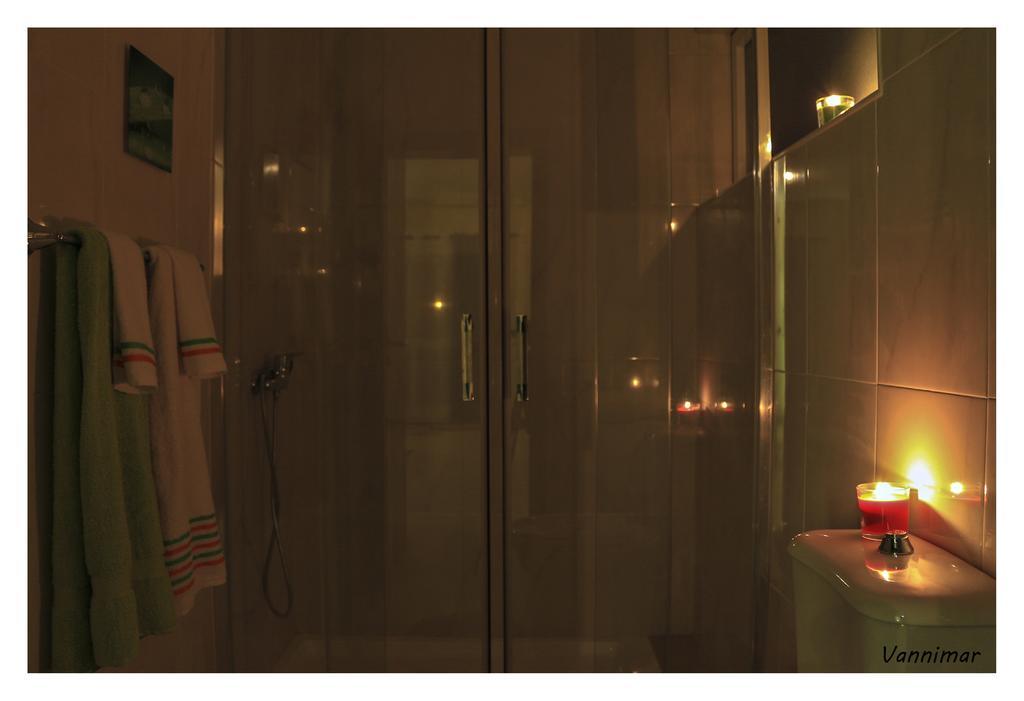 Vannimar Lounge Porto Novo  Bilik gambar